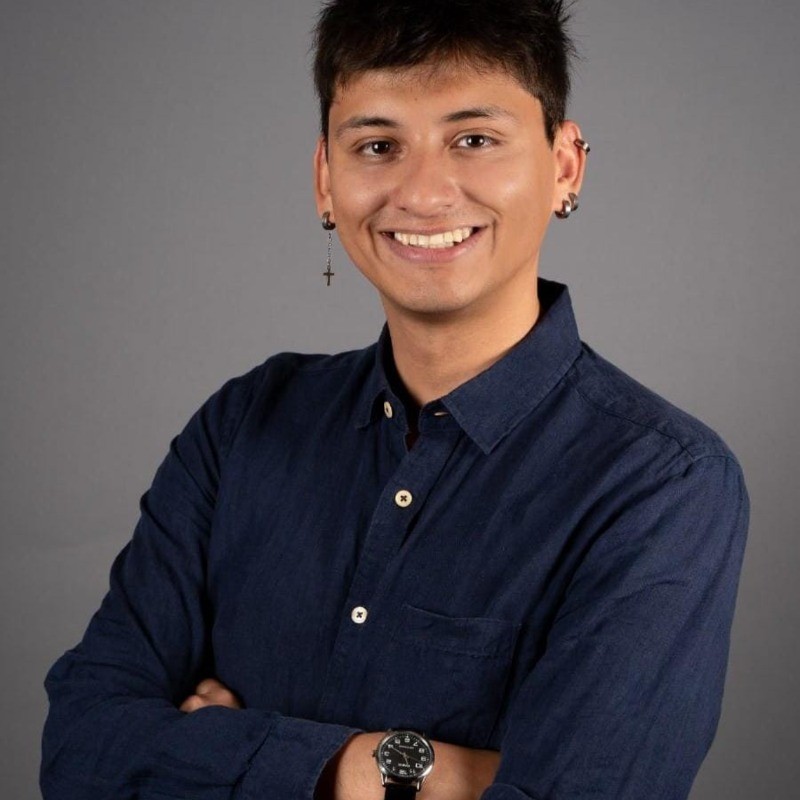 Foto Estudiante Falso 1